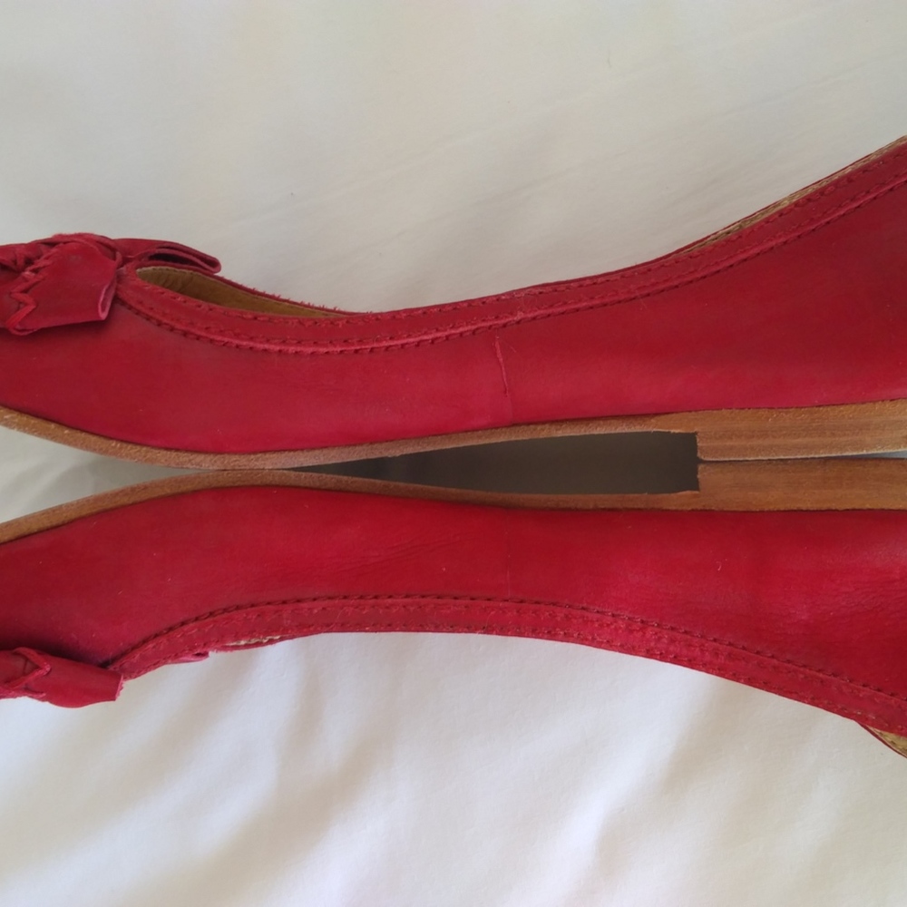 Frye Esther Ballet Flats with Bow - Picture 6 of 8